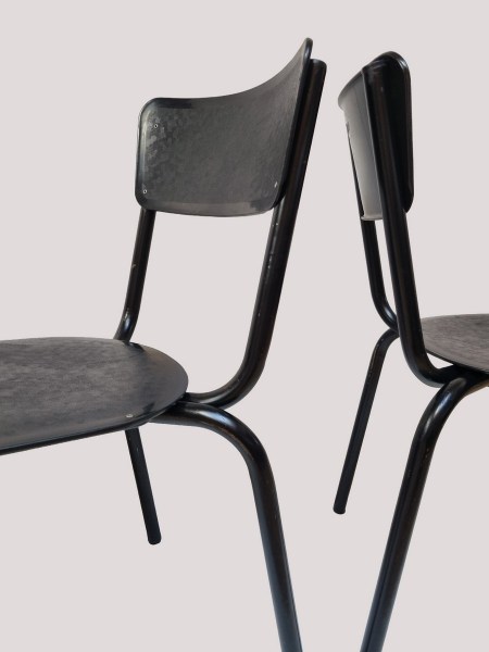 Meurop-Pierre-Pierre-Guarichie-C59-stoelen-chaise-zwarte-stapelstoelen-black-chairs-00008