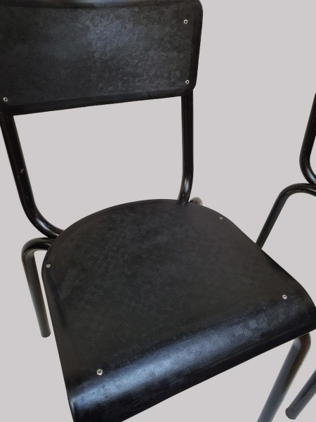 Meurop-Pierre-Pierre-Guarichie-C59-stoelen-chaise-zwarte-stapelstoelen-black-chairs-00009
