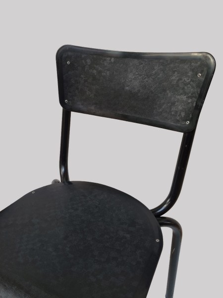 Meurop-Pierre-Pierre-Guarichie-C59-stoelen-chaise-zwarte-stapelstoelen-black-chairs-00011