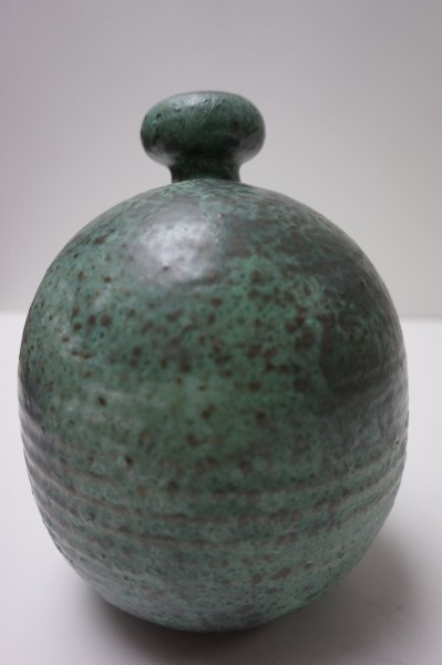 Mobach-Piet-Knepper-studio-pottery-vaas-vase-ceramic-Dutch-Netherlands-green-groen-vintage