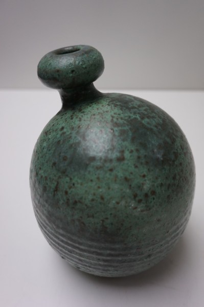 Mobach-Piet-Knepper-studio-pottery-vaas-vase-ceramic-Dutch-Netherlands-green-groen-vintage