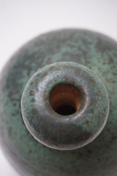 Mobach-Piet-Knepper-studio-pottery-vaas-vase-ceramic-Dutch-Netherlands-green-groen-vintage