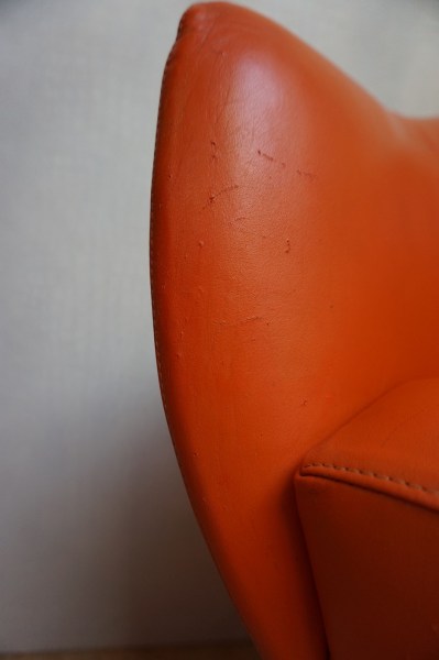 Montis-Coco-Nederlands-Design-draaistoel-tulpvoet-Space-age-oranje-leer-cocktail-lounge-chair-Dutch-leather-tulip-1-04