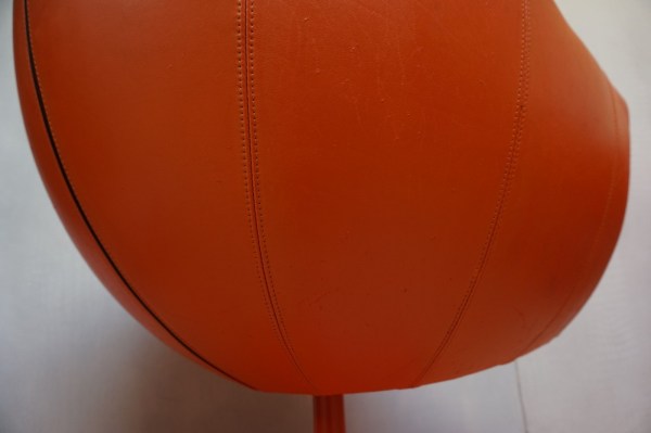 Montis-Coco-Nederlands-Design-draaistoel-tulpvoet-Space-age-oranje-leer-cocktail-lounge-chair-Dutch-leather-tulip-1-07