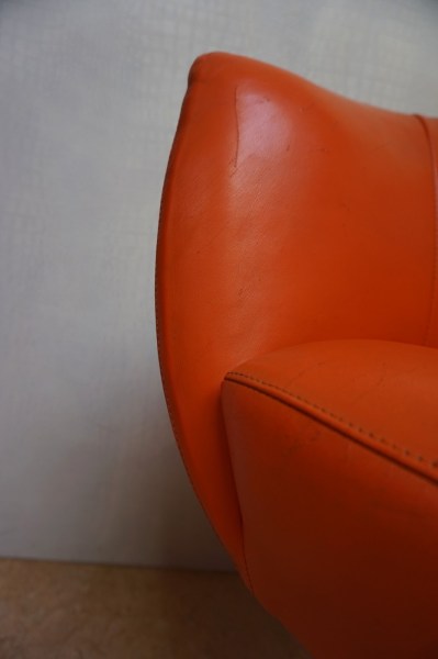 Montis-Coco-Nederlands-Design-draaistoel-tulpvoet-Space-age-oranje-leer-cocktail-lounge-chair-Dutch-leather-tulip-2-10