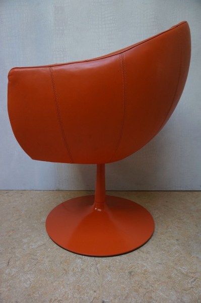 Montis-Coco-Nederlands-Design-draaistoel-tulpvoet-Space-age-oranje-leer-cocktail-lounge-chair-Dutch-leather-tulip-3-03