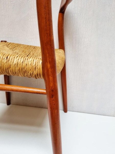 Otto-Moller-chairs-stoelen-75-Scandinavian-straw-rieten-biezen-vintage-00007