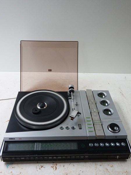 Philips-22RH832-combinatie-platenspeler-Hi-FI-832-radiola