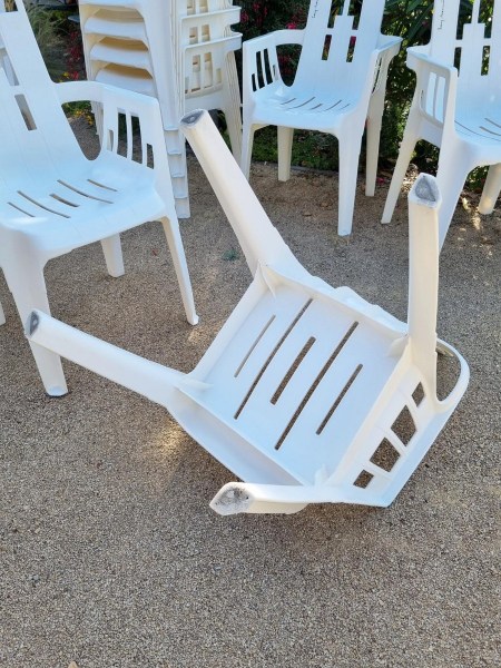 Pierre-Paulin-Henry-Massonnet-plastic-Boston-garden-chairs-stoelentuinstoelen-stapelstoelen-stacking-partij-00009
