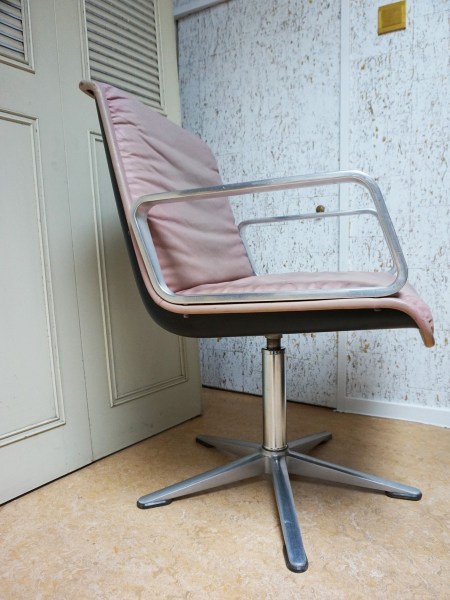 Pink-leather-Wilkhahn-armchair-office-chair-bureaustoel-Program-Delta-Design-00006