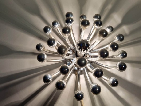 Pistillino-spoetnik-lamp-tafel-wand-plafond-Studio-Tetrach-Valenti-Luce-Italie-vintage-table-cieling-wall-design-00005