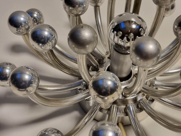 Pistillino-spoetnik-lamp-tafel-wand-plafond-Studio-Tetrach-Valenti-Luce-Italie-vintage-table-cieling-wall-design-00007