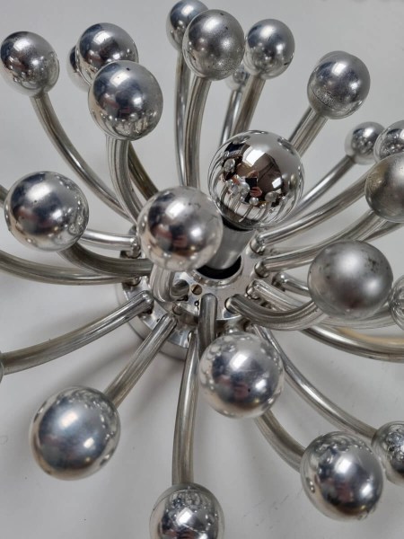 Pistillino-spoetnik-lamp-tafel-wand-plafond-Studio-Tetrach-Valenti-Luce-Italie-vintage-table-cieling-wall-design-00011
