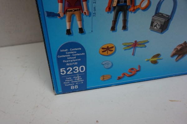 Playmobil-T-Rex-Saichania-vulkaan-Dino-5230-doos-ongeopend-box-closed-05