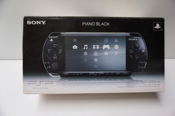 Playstation-portable-Sony-PSP-2004-PB-kiosk-demokast-demo-console-standaard-democonsole-02