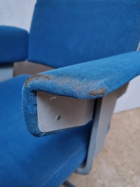 Revolve-Friso-Kramer-Ahrend-de-Cirkel-eerste-editie-first-edition-office-desk-swivel-chair-bureaustoel-00010