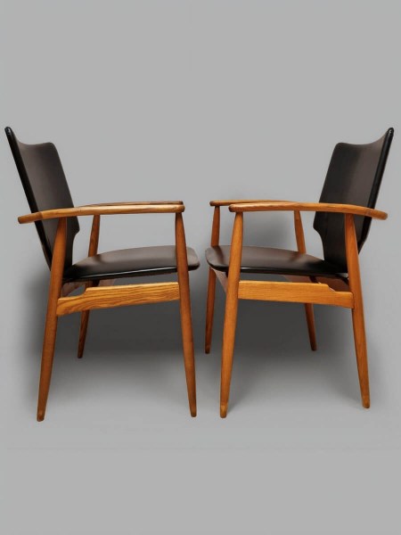 Scandinavische-armstoelen-vintage-fauteuils-teak-zwarte-skai-Scandinavian-armchairs-black-leatherette-design-00010