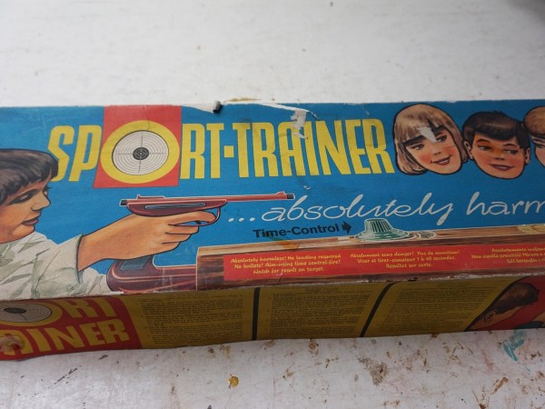 Technofix-sport-trainer-oud-blikken-speelgoed-orginele-doos-tin-plate-toy-shooting-game-vintage-318-00011