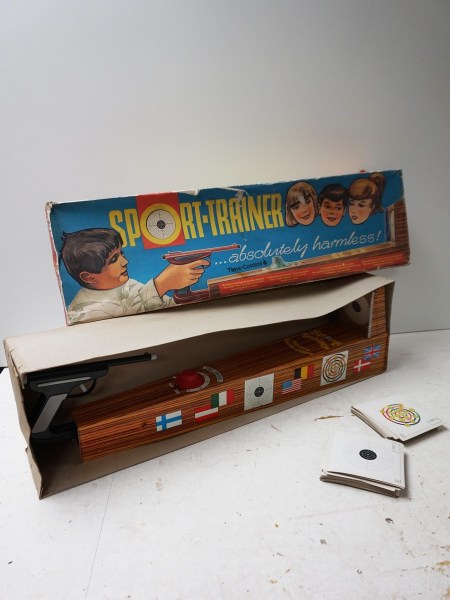 Technofix-sport-trainer-oud-blikken-speelgoed-schietspel-orginele-doos-tin-plate-toy-shooting-game-vintage-318-00007