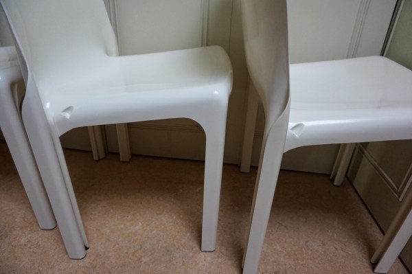 Vintage-Selene-Chairs-by-Vico-Magistretti-Artemide-stoelen
