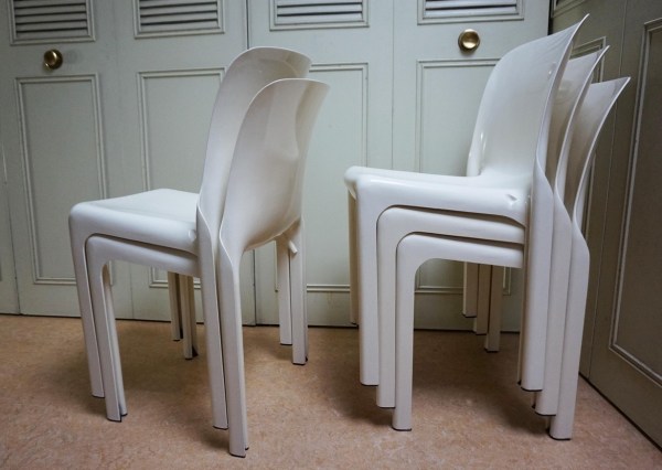 Vintage-Selene-Chairs-by-Vico-Magistretti-Artemide-stoelen