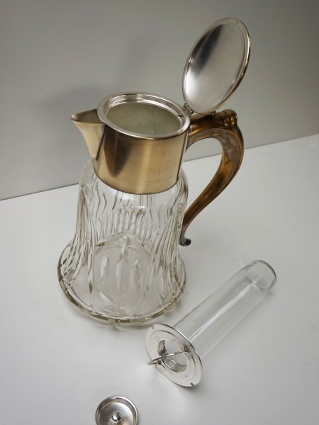 Vintage-geslepen-kristallen-vergulde-schenkkan-waterkan-wijnkan-karaf-ijs-oude-cut-crystal-glass-pitcher-gilded