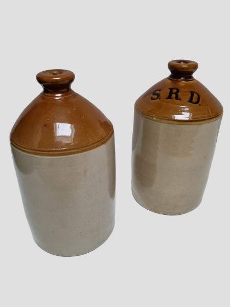 WWII-Rum-jar-jug-bottle-SRD-Pearson-Chesterfield-English-soldiers-naval-army-stoneware-1944