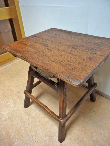 Wabi-Sabi-table-rustic-work-swiss-banker-merchant-primitive_15