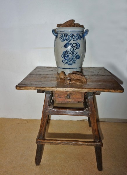 Wabi-Sabi-table-rustic-work-swiss-banker-merchant-primitive_25