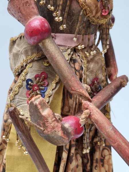 Wajangpop-antiek-oud-Golek-pop-Indonesische-kunst-Javaans-antik-Kuno-Wayang-00010
