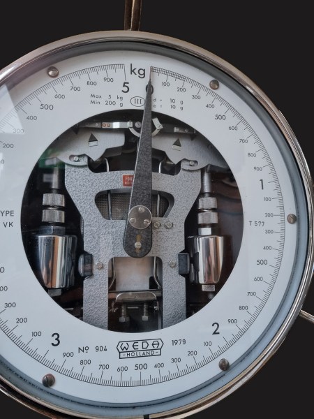 Weda-Holland-hangende-weegschaal-winkelweegschaal-hangweegschaal-industrieel-vintage-retro-hanging-scale-shop-00004