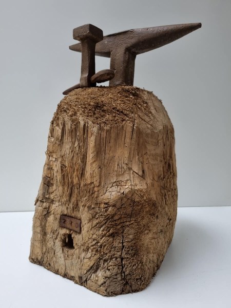 antiek-aambeeld-haarspit-boer-zeis-steckamboss-anvil-country-wabi-sabi-industrieel-interior-rustic-farmhouse-industrial-00007