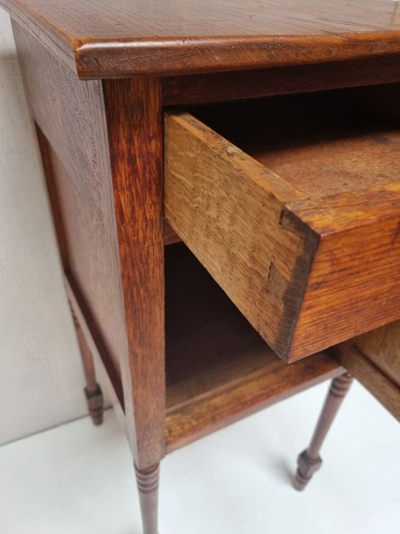 antiek-nachtkastje-art-deco-halkastje-bijzetkastje-kastje-Frans-eiken-antique-oak-bedside-table-00003