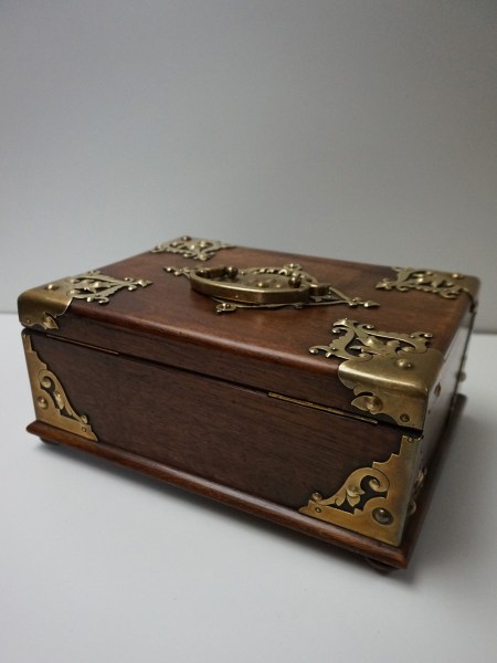 antiek-nederlands-engels-kistje-notenhout-koper-messing-bijbel-documenten-box-coffer-antique-walnut-brass-Dutch