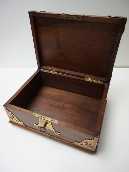 antiek-nederlands-engels-kistje-notenhout-koper-messing-bijbel-documenten-box-coffer-antique-walnut-brass-Dutch