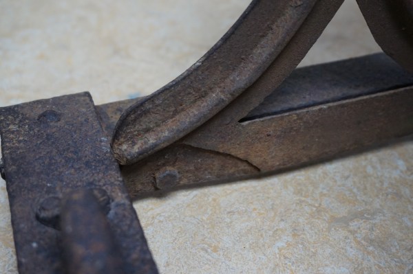 antieke-garage-pomp-banden-vintage-mobiele-handmatige-pompes-tire-pump-pnues-ancien-voiture-antique-auto-museum-00004