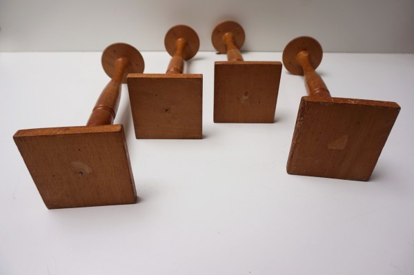 antieke-oude-brocante-houten-hoedenstandaard-hoeden-standaard-hoedenstaanders-standaard-mutsen-hat-stand-antique