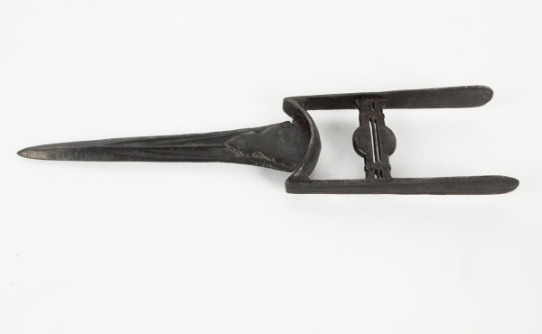 antique-Katar-Dagger-Indian-thrusting-weapen-Mughal-Empire-Rajout-dynasties-Indiaas-stootwapen-Rajasthan-Deccan-plateau-2
