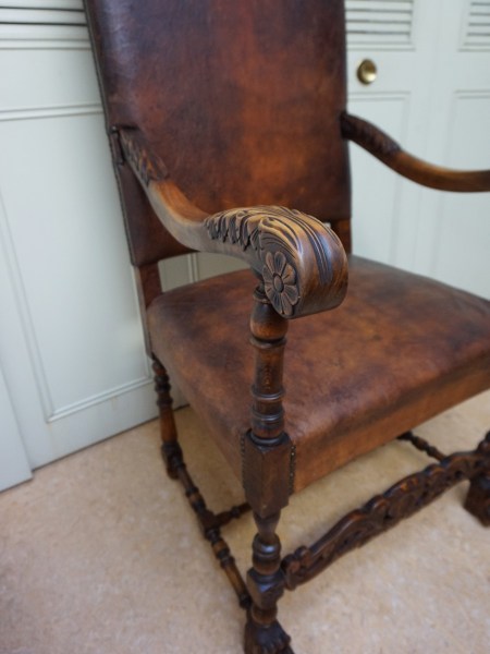 antique-leather-throne-castle-armchair-kasteelstoel-kasteel-fauteuil-armstoel-antiek