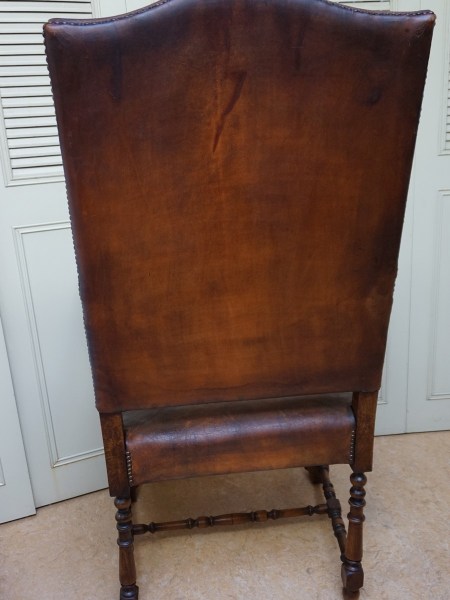 antique-leather-throne-castle-armchair-kasteelstoel-kasteel-fauteuil-armstoel-antiek