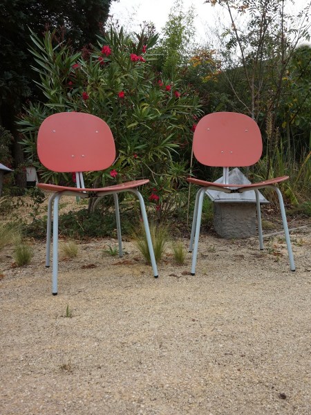 auping-stoelen-Wim-Rietveld-stijl-buisframe-plywood-chairs-roze