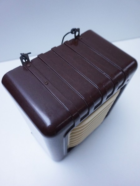 bakeliet-speaker-radio-luidspeaker-loudspeaker-oldtimer-auto-vintage-oude-old