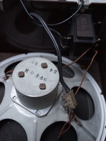 bakeliet-speaker-radio-luidspeaker-loudspeaker-oldtimer-auto-vintage-oude-old