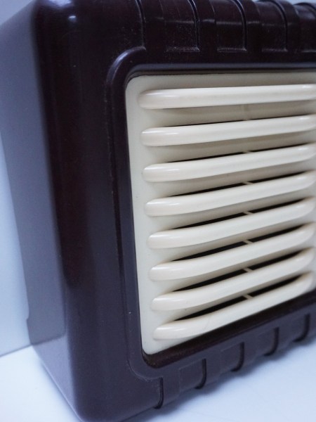 bakeliet-speaker-radio-luidspeaker-loudspeaker-oldtimer-auto-vintage-oude-old