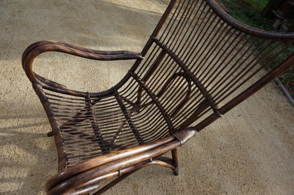 bamboo-rattan-vintage-leather-lounge-chair-high-fan-back-Rohe-Noordwolde-bamboe