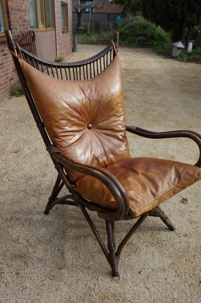 bamboo-rattan-vintage-leather-lounge-chair-high-fan-back-Rohe-Noordwolde-bamboe-014