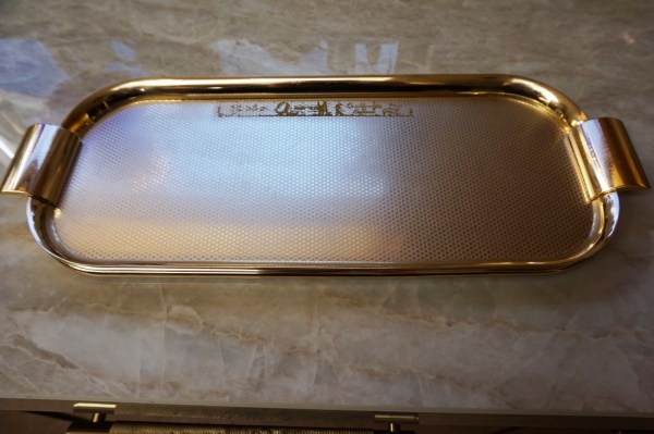 bar-serving-drinks-trolley-cart-gold-aluminium-serveerwagen-vintage-holywood-regency-kaymet-woodmet-00002