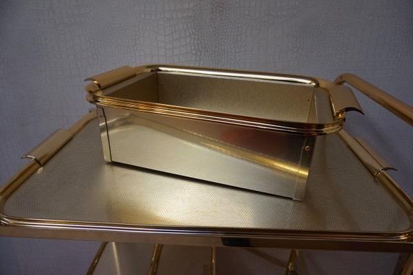 bar-serving-drinks-trolley-cart-gold-aluminium-serveerwagen-vintage-holywood-regency-kaymet-woodmet