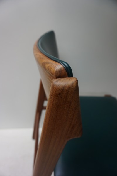 chairs-stoelen-Scandinavian-Danish-teak-midcentury-organic-Erik-Buch-Arne-Vodder-Vamo-style-Wegner-Madsen-Glostrup-Burchardt-Nielsen-Erik-Kirkegaar