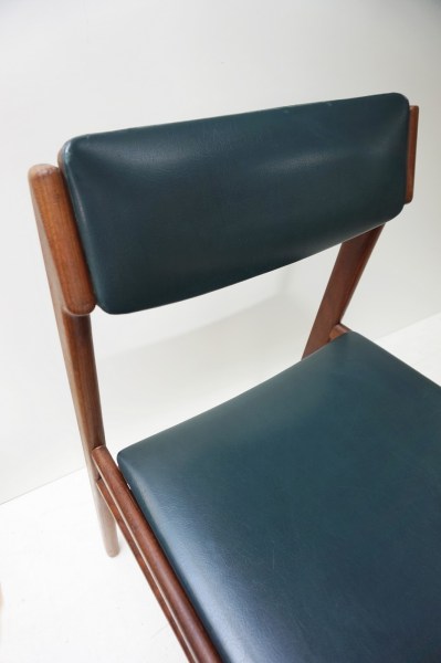 chairs-stoelen-Scandinavian-Danish-teak-midcentury-organic-Erik-Buch-Arne-Vodder-Vamo-style-Wegner-Madsen-Glostrup-Burchardt-Nielsen-Erik-Kirkegaar
